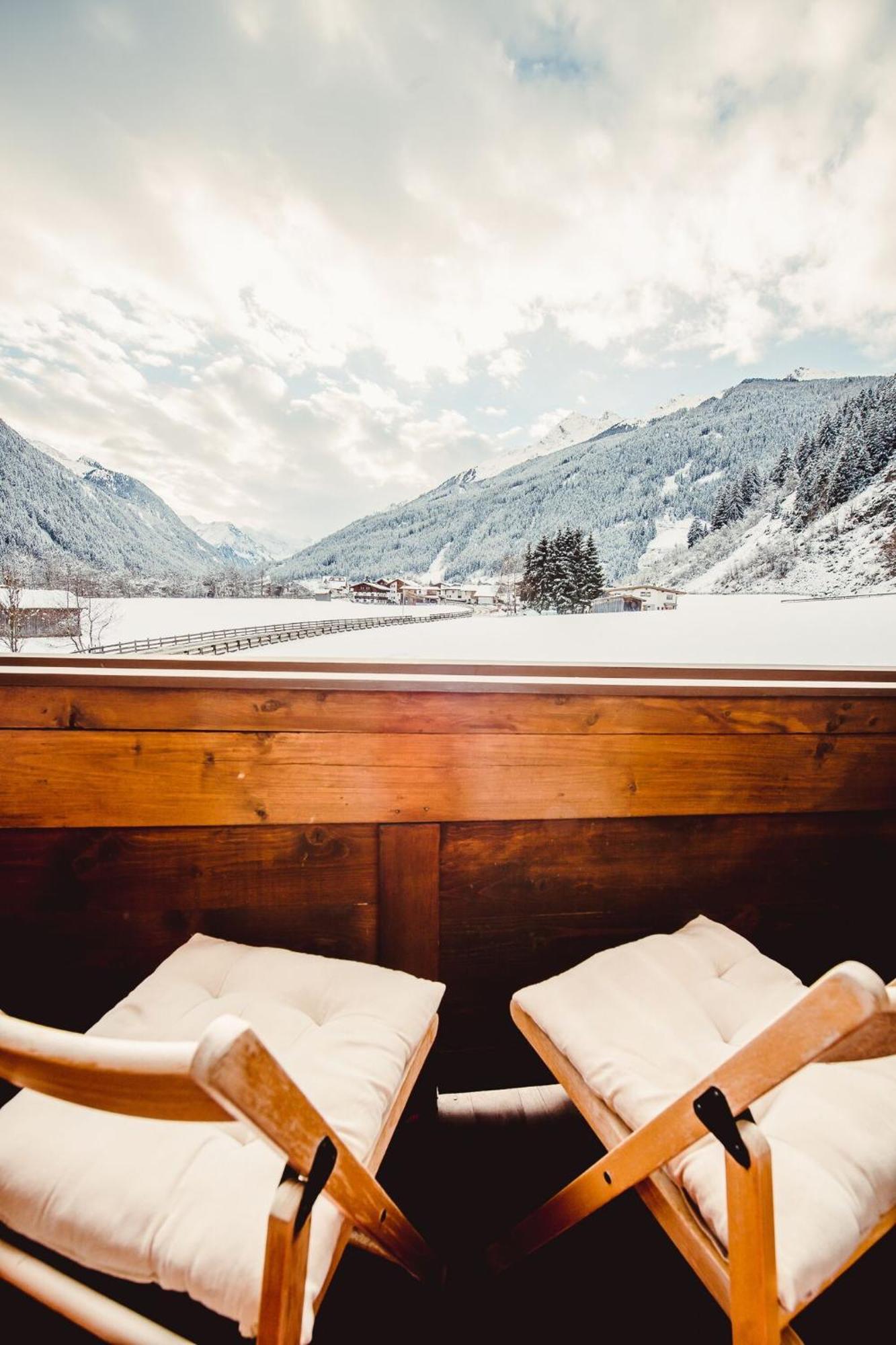 Alpenhaus Monte Hotel Neustift im Stubaital Exterior foto